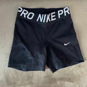 Nike spandex size small